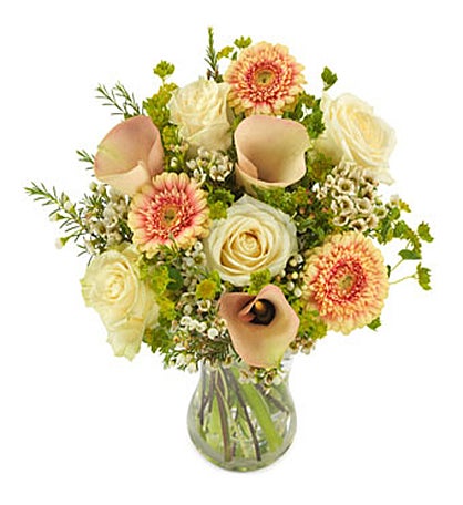 Bouquet white and soft peach