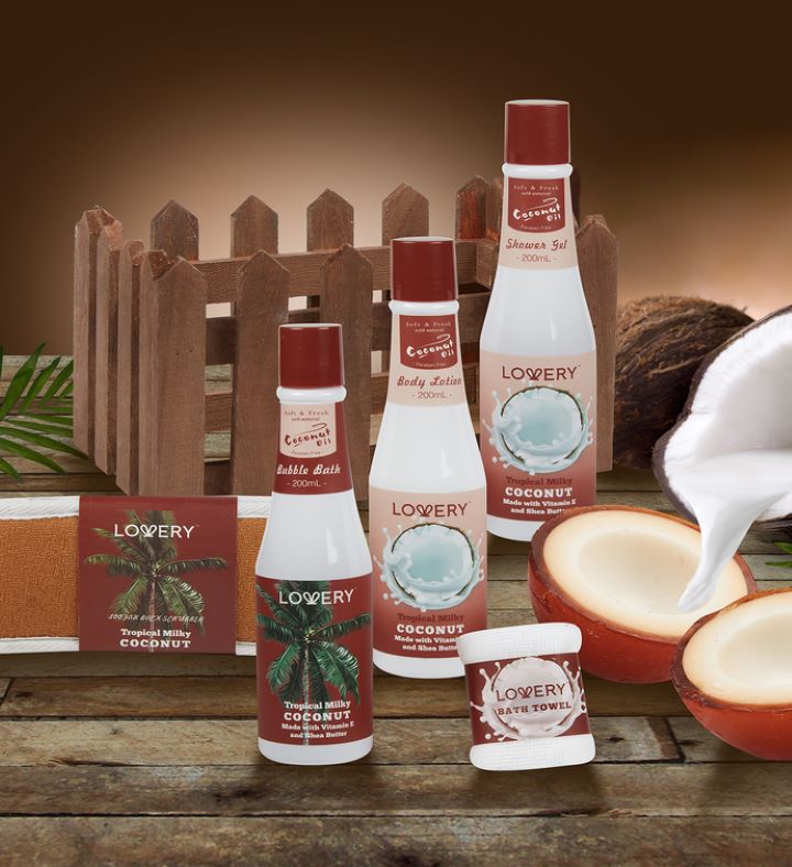 Organic Spa Gift Basket In Coconut Scent - 16 Pc