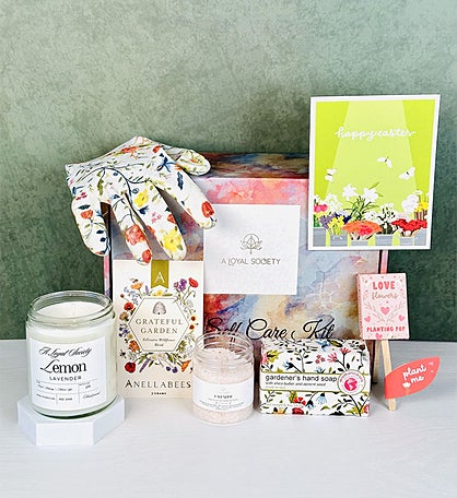 Happy Easter Gardening Queen, Easter Gift Box