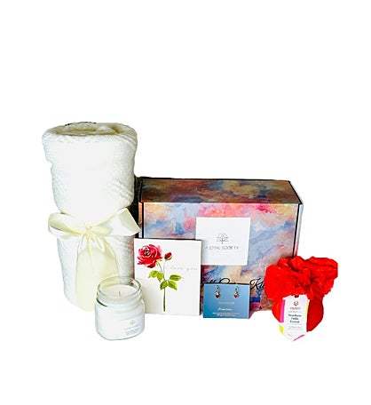 Valentine's Day Cozy Spa Gift Box