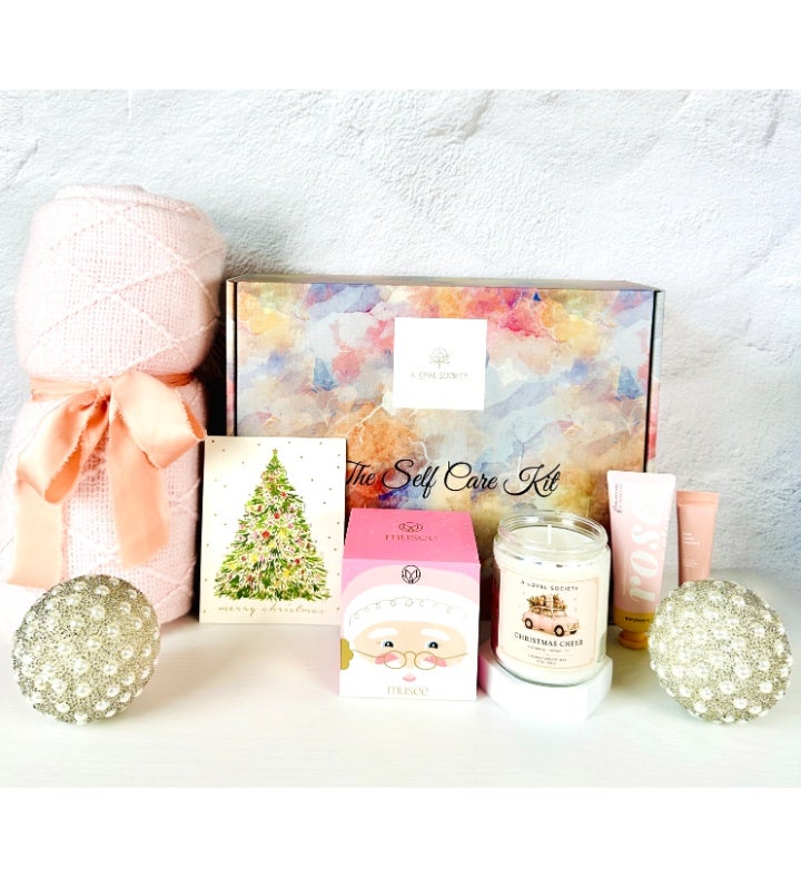 Pink Christmas Cheer Spa Gift Box