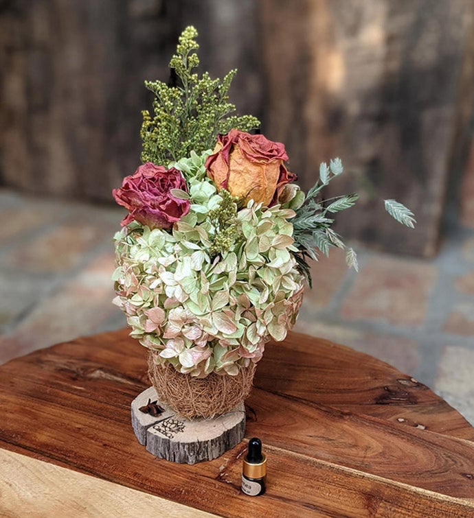 Eco Friendly Luxury Gift Set Dried Flower Bouquet With Fragrance