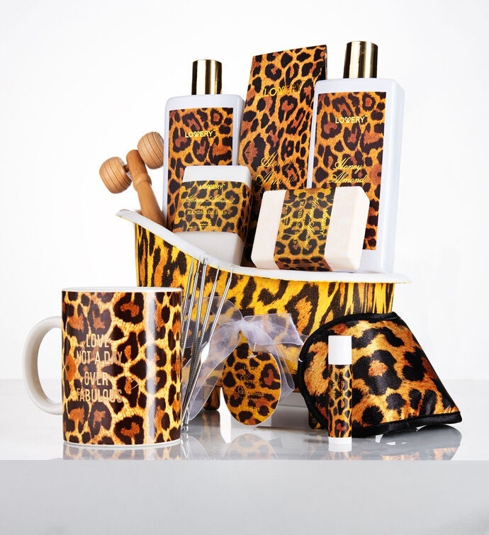 Bath & Body Gift Basket   18pc Honey Almond Spa Kit In Leopard Print