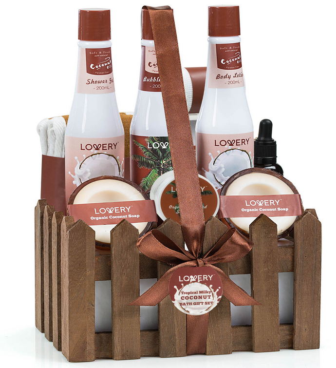 Organic Spa Gift Basket In Heavenly Coconut Scent   16 Pc