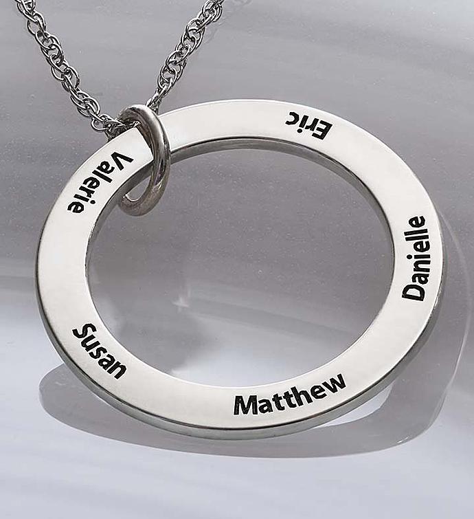 Personalized Family Circle Necklace