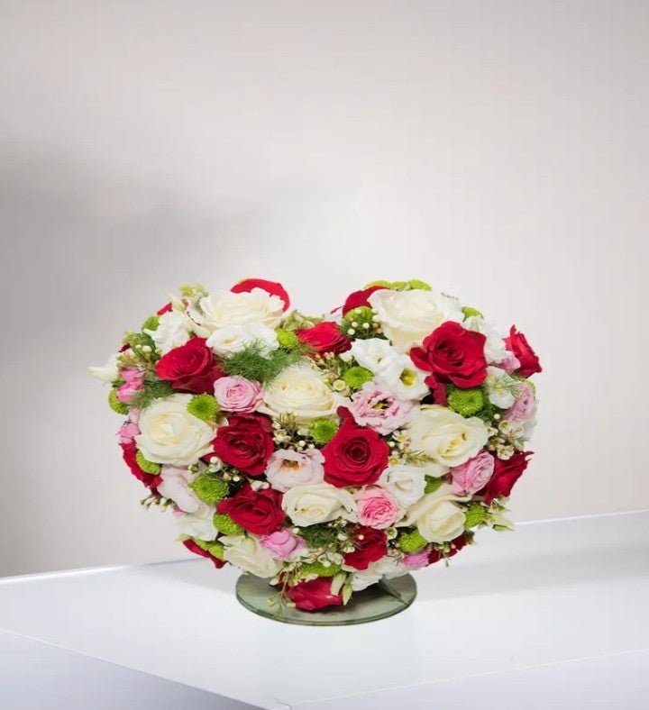 Centerpiece of Pink Roses