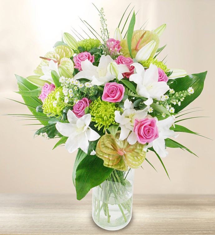 Premium Pink & White Flowers Bouquet