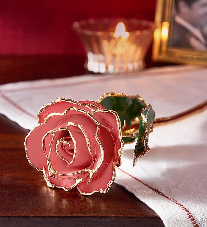 Enchanting 24K Gold Dipped Rose