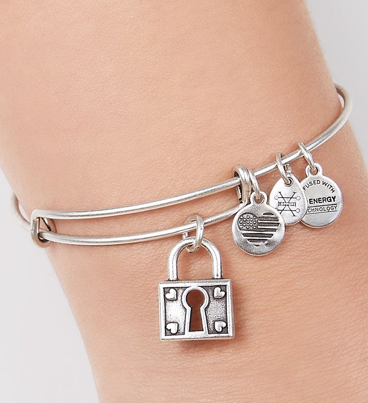 Alex ani love on sale bracelet