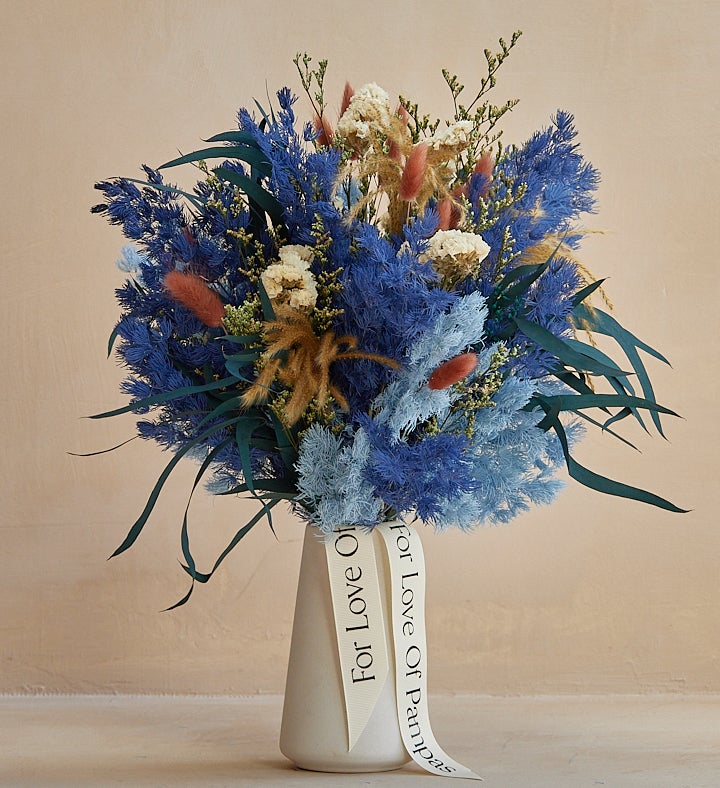d’Aqua Dried Bouquet with Vase