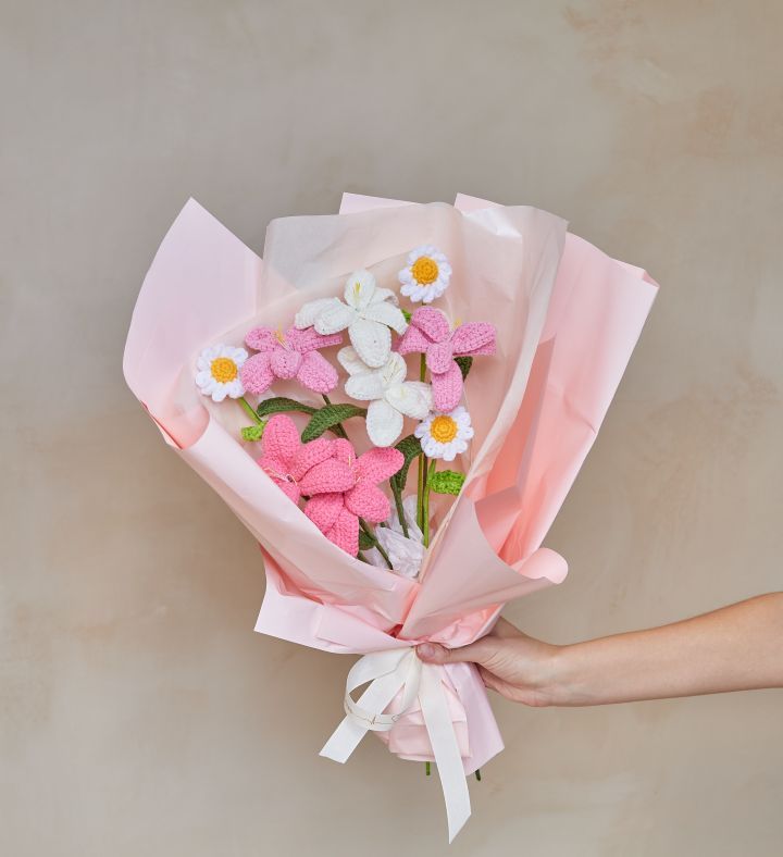 Pink Crochet Flower Bouquet