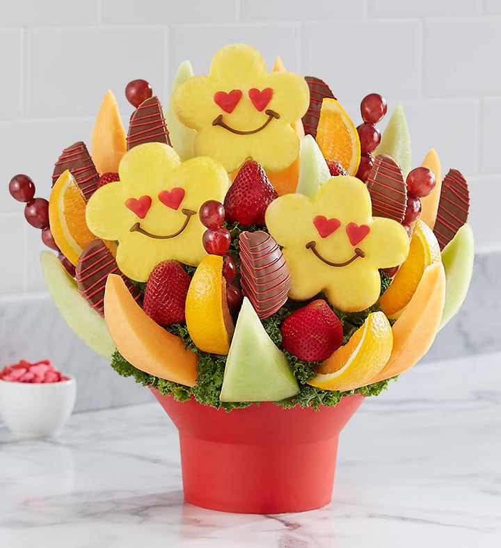 So-Edible Man Bouquet for delivery in Ukraine - Fruit Bouquets to Ukraine –  Ukraine Gift Delivery