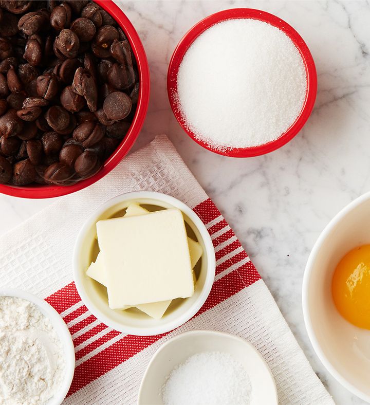 Molten Lava Cakes DIY Baking Kit & Set