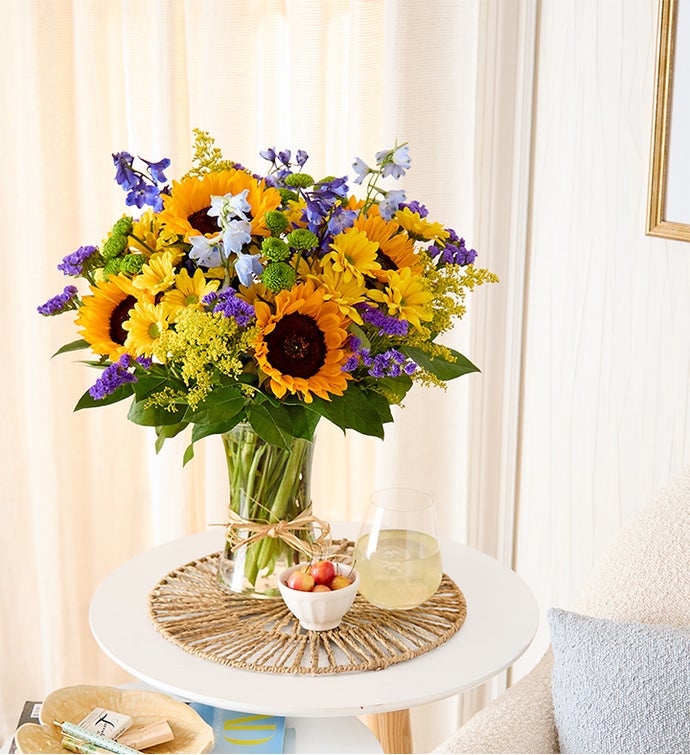 What Do You Call the Living Room Table Flowers: Stunning Decor Ideas