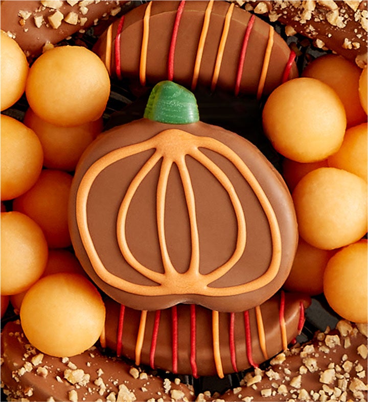 Perfectly Plated™ Fall Dipped Fruit Platter