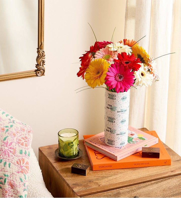 Gerbera Daisies with New Horizons Vase