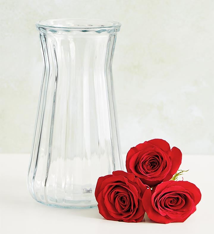 Bouquet of the Month: Two Dozen Red Roses