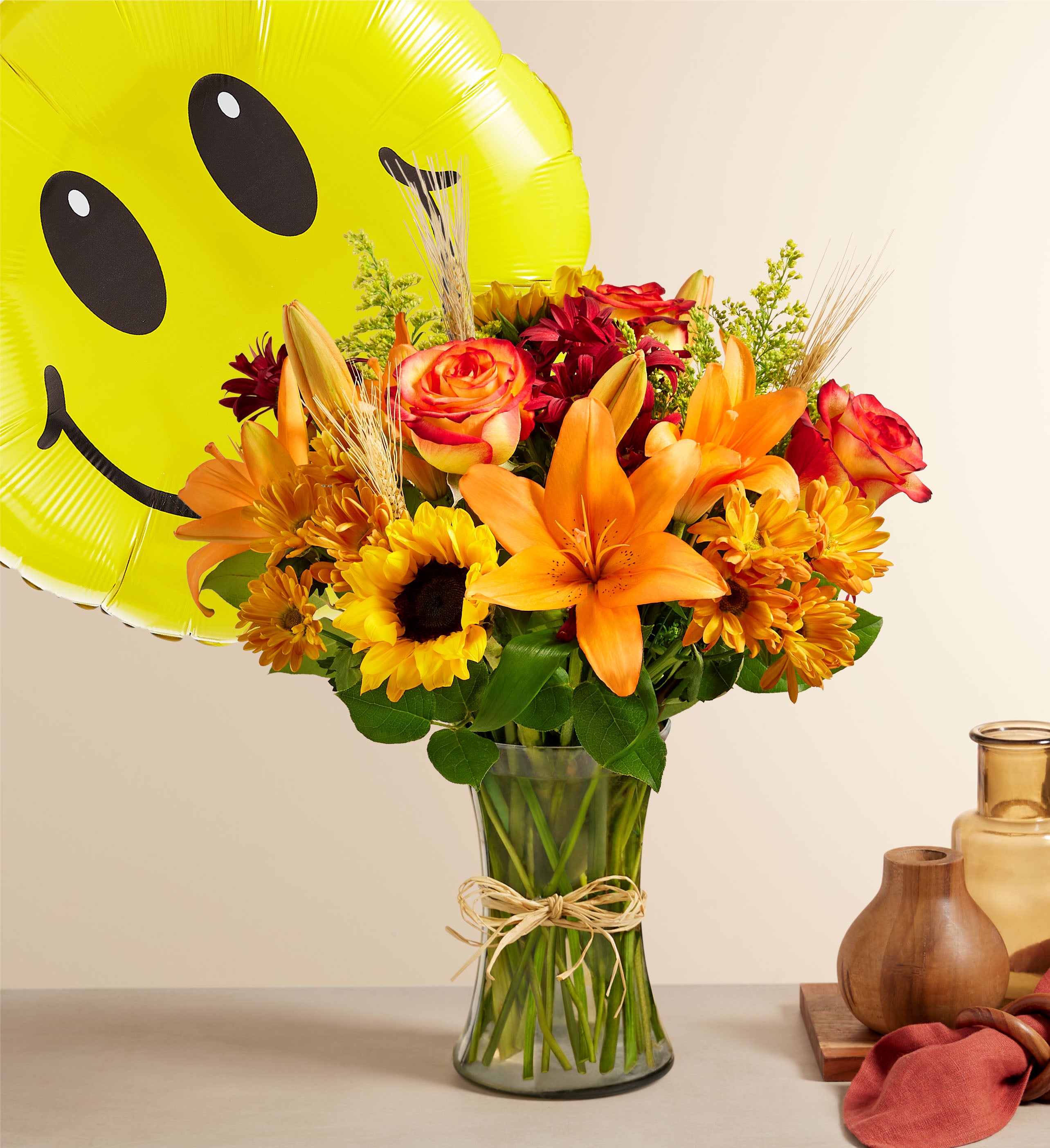 Fields of Europe® for Fall with Jumbo Smile Balloon