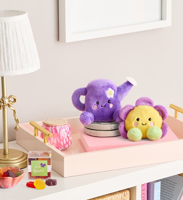 Petal Pals Plush with Candy Cube
