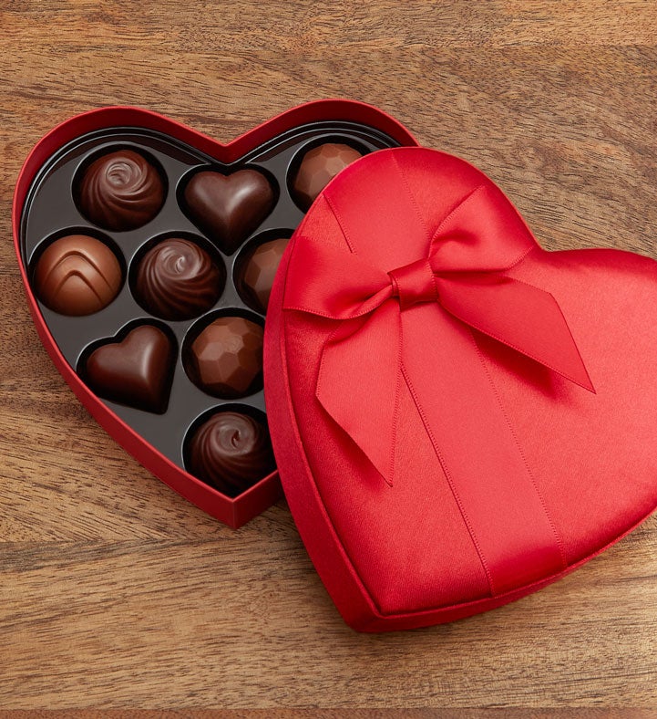 18 Stem Enchanted Rose Medley Bouquet