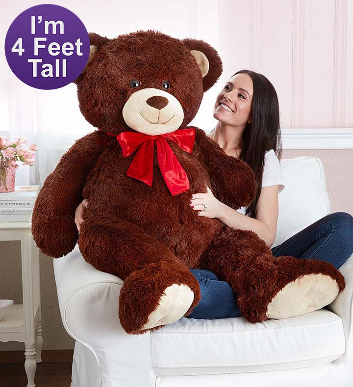 Lotsa Love® Handsome Henry™ Giant Bear