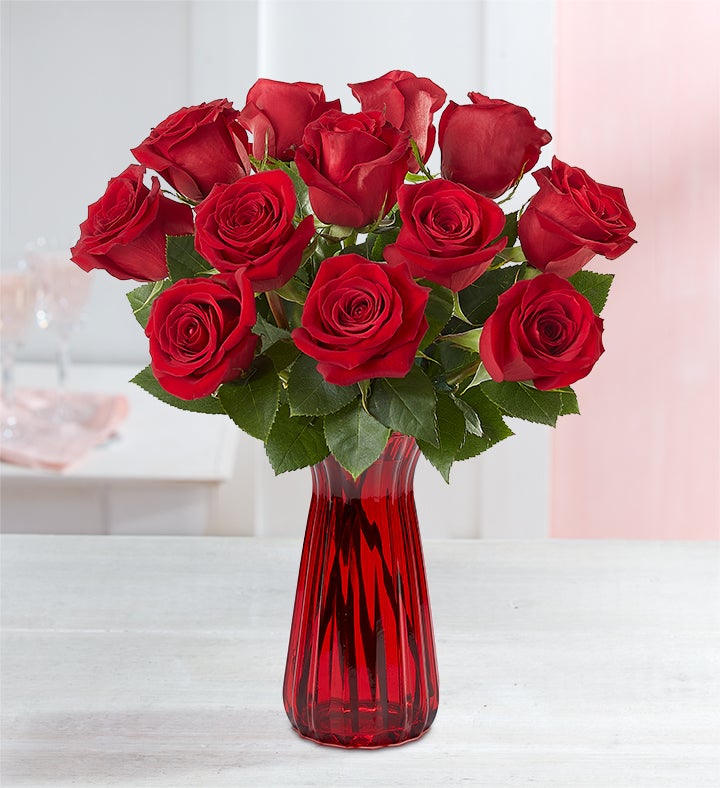 One Dozen Red Roses: Save 25%