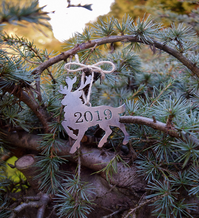 2019 Metal Reindeer Ornament