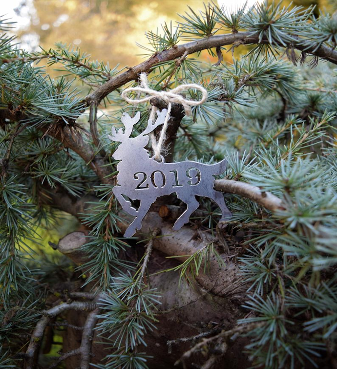 2019 Metal Reindeer Ornament