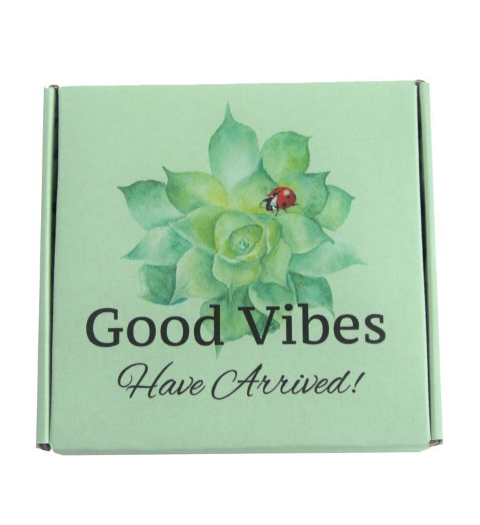 Good Vibes Women's Gift Box "Happy Mother's Day" Card