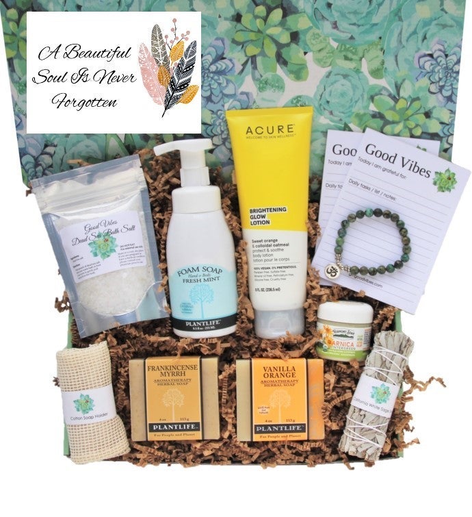 Beautiful Soul Women's Good Vibes Gift Box