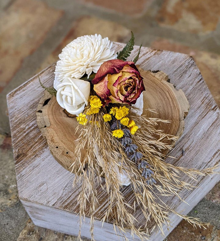 Luxury Fragrance Gift Set: Dried Flowers in an Oyster Shell Diffuser