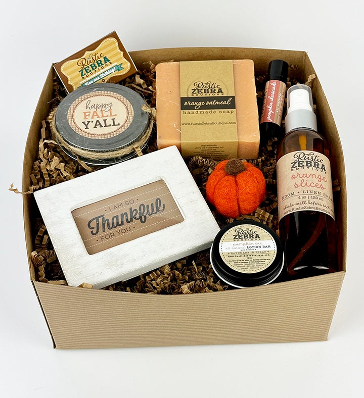 Happy Fall Y'all Gift Box