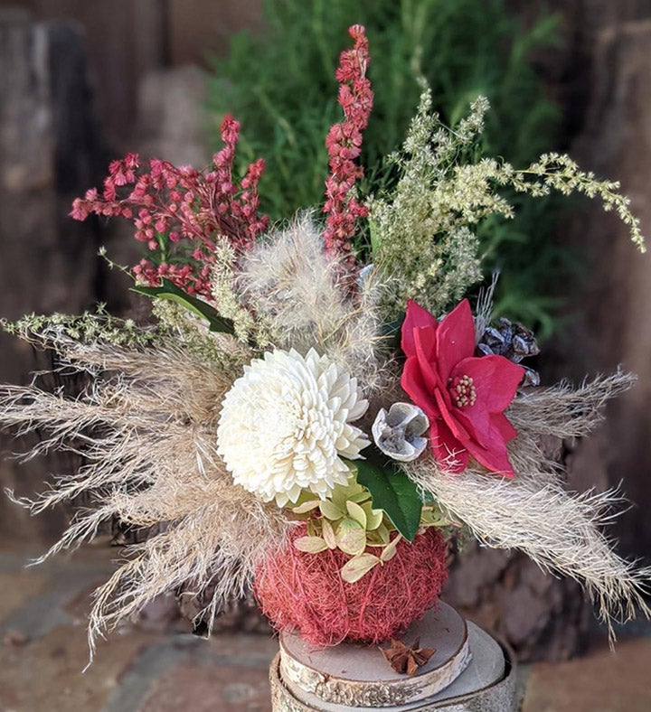 Holiday Flower Centerpiece With Fragrance