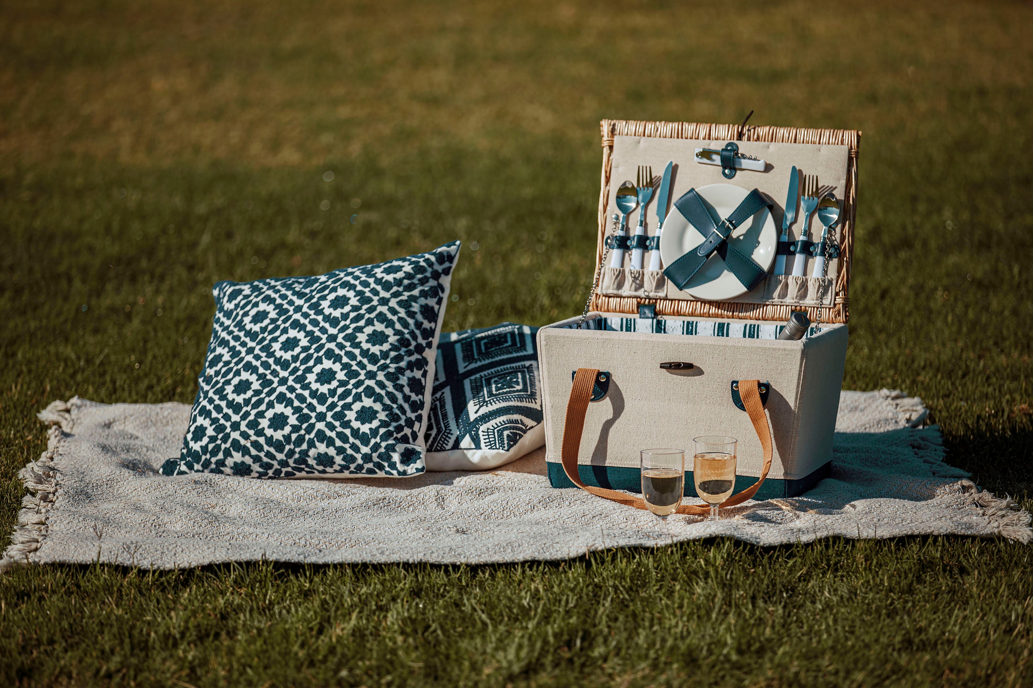 Boardwalk Picnic Basket