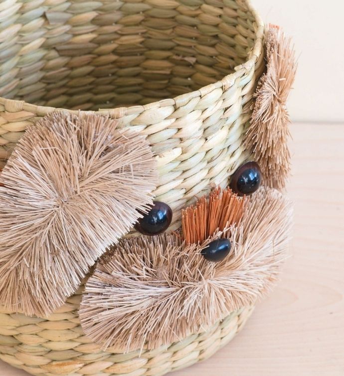 Dog Seagrass Basket Planter