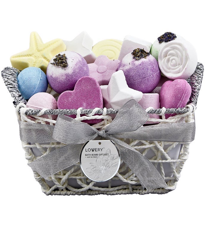Valentines Day Bath Bombs Gift Set for Women   17 Large Bath Fizzies