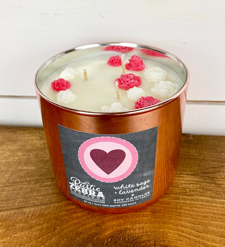 20 Oz Valentine Candle With Small Flowers