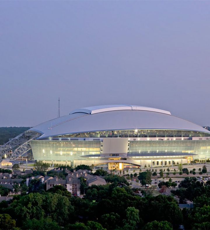 Behind-the-scenes Dallas Cowboys Stadium Tour