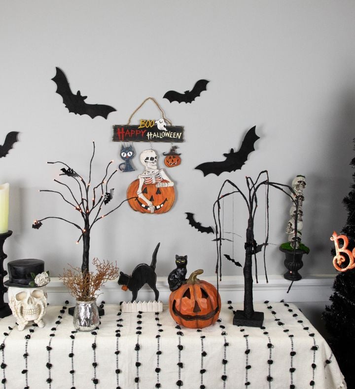 14.5" Skeleton With Jack-o-lanterns And Black Cat Wall Sign