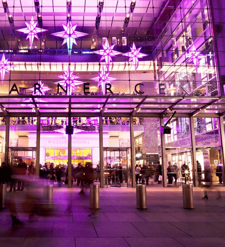 Nyc Holiday Lights & Movie Sites Tour For Two