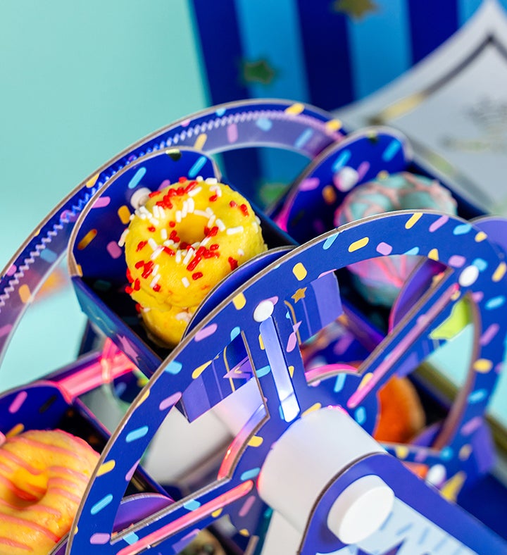 Party Time Ferris Wheel With Mini Donuts