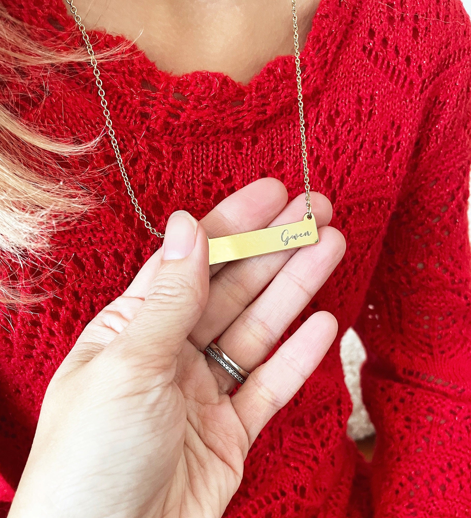 Her Personalized Nameplate Necklace