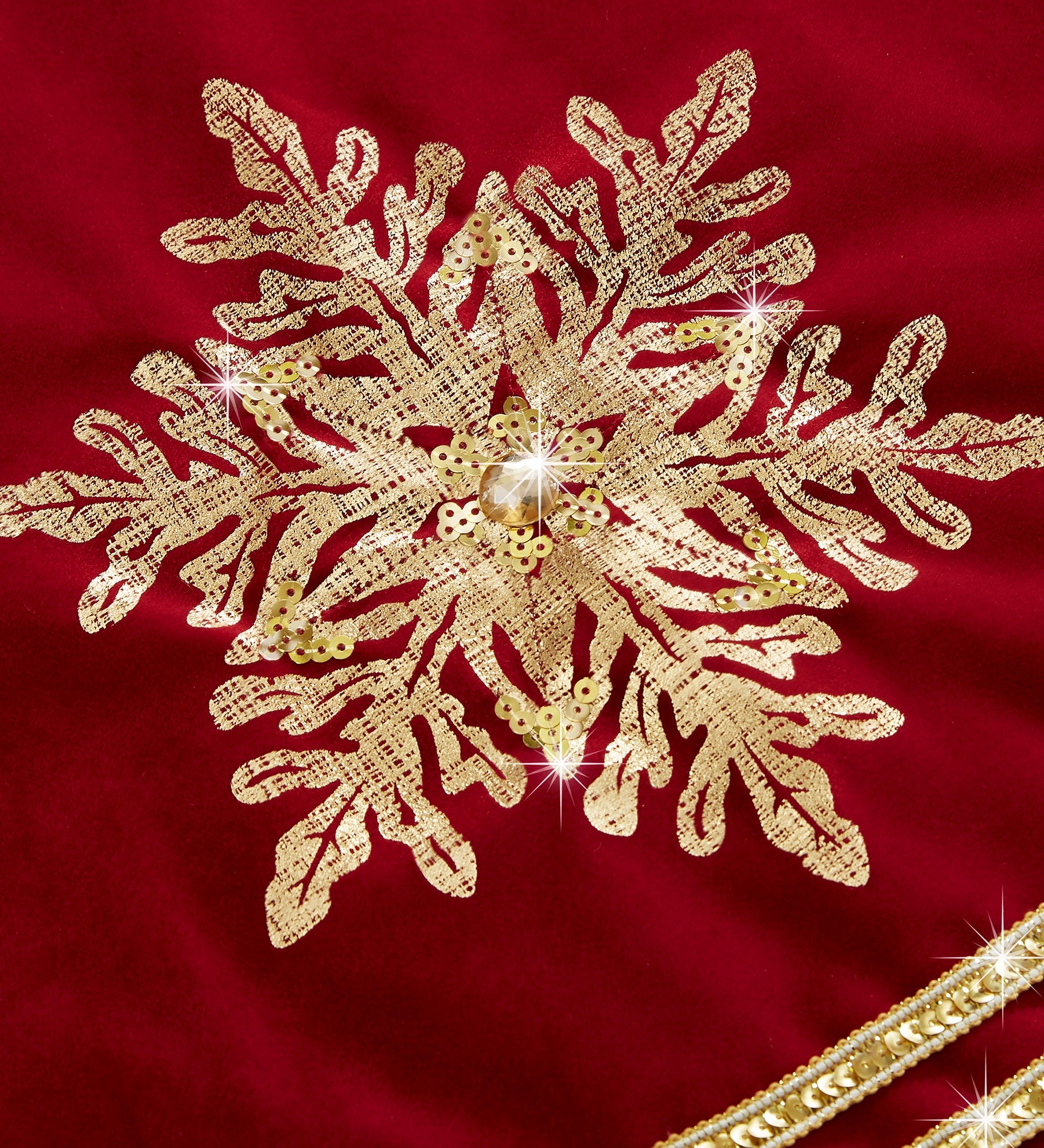 Glistening Snowflake Personalized Christmas Tree Skirt