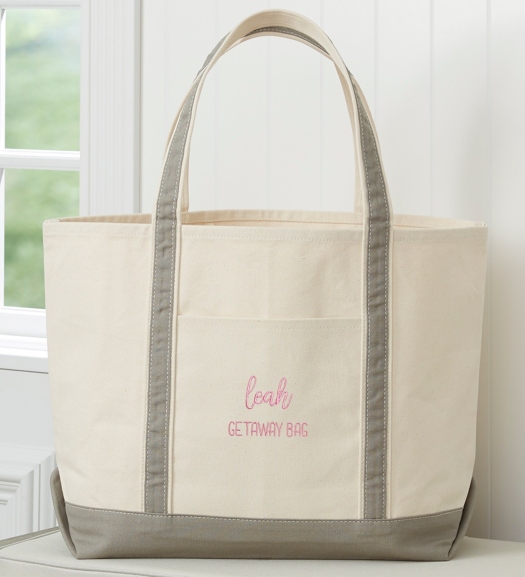 Scripty Style Weekender Embroidered Tote
