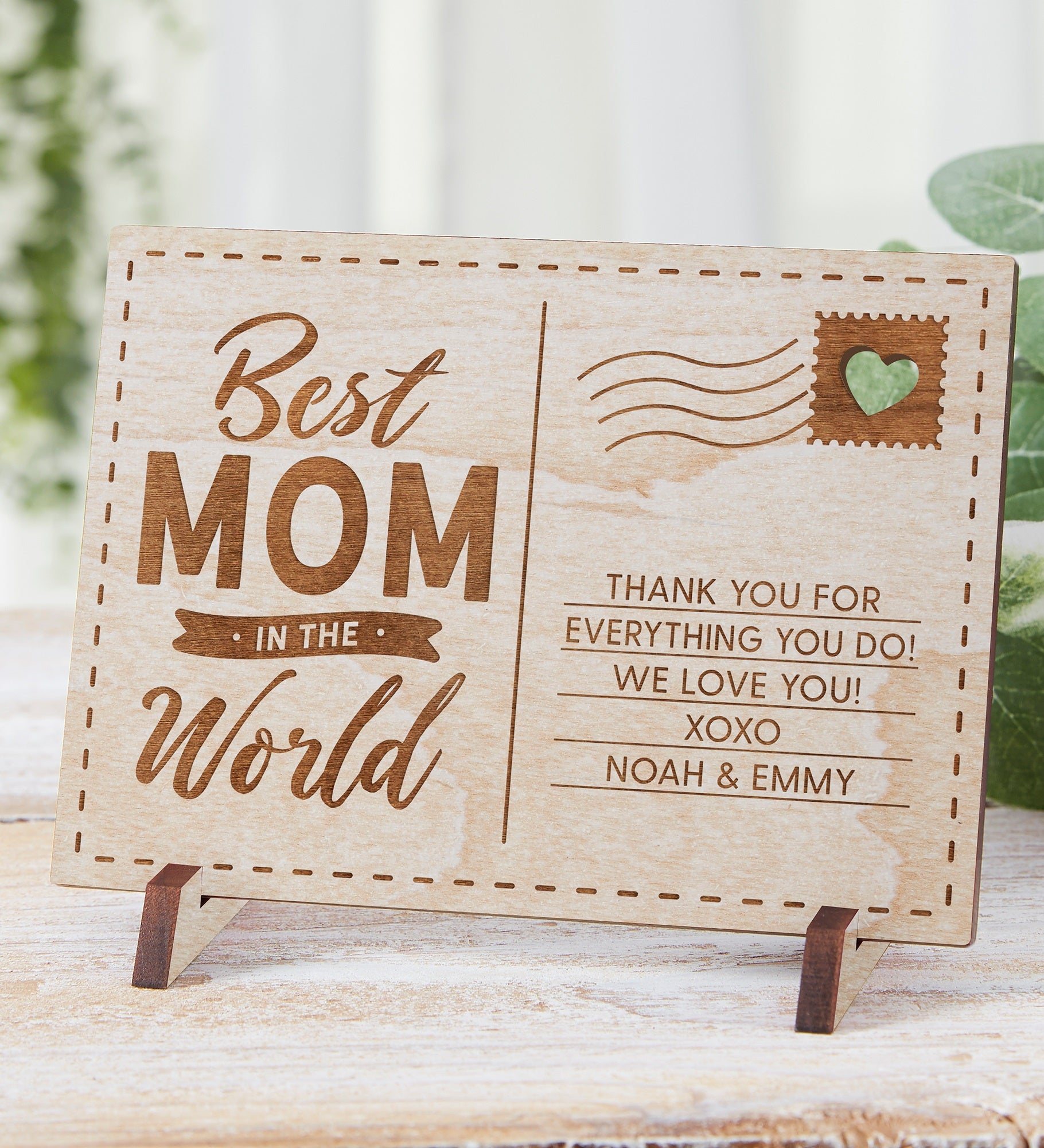 Best Mom In The World Personalized Wood Postcard