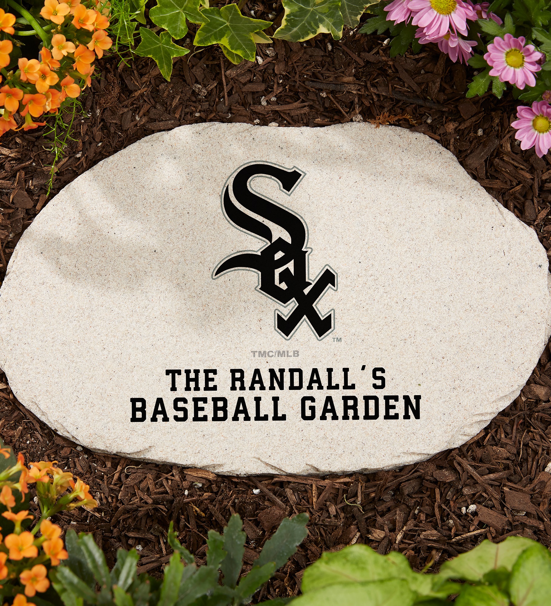 MLB Chicago White Sox Personalized Round Garden Stone