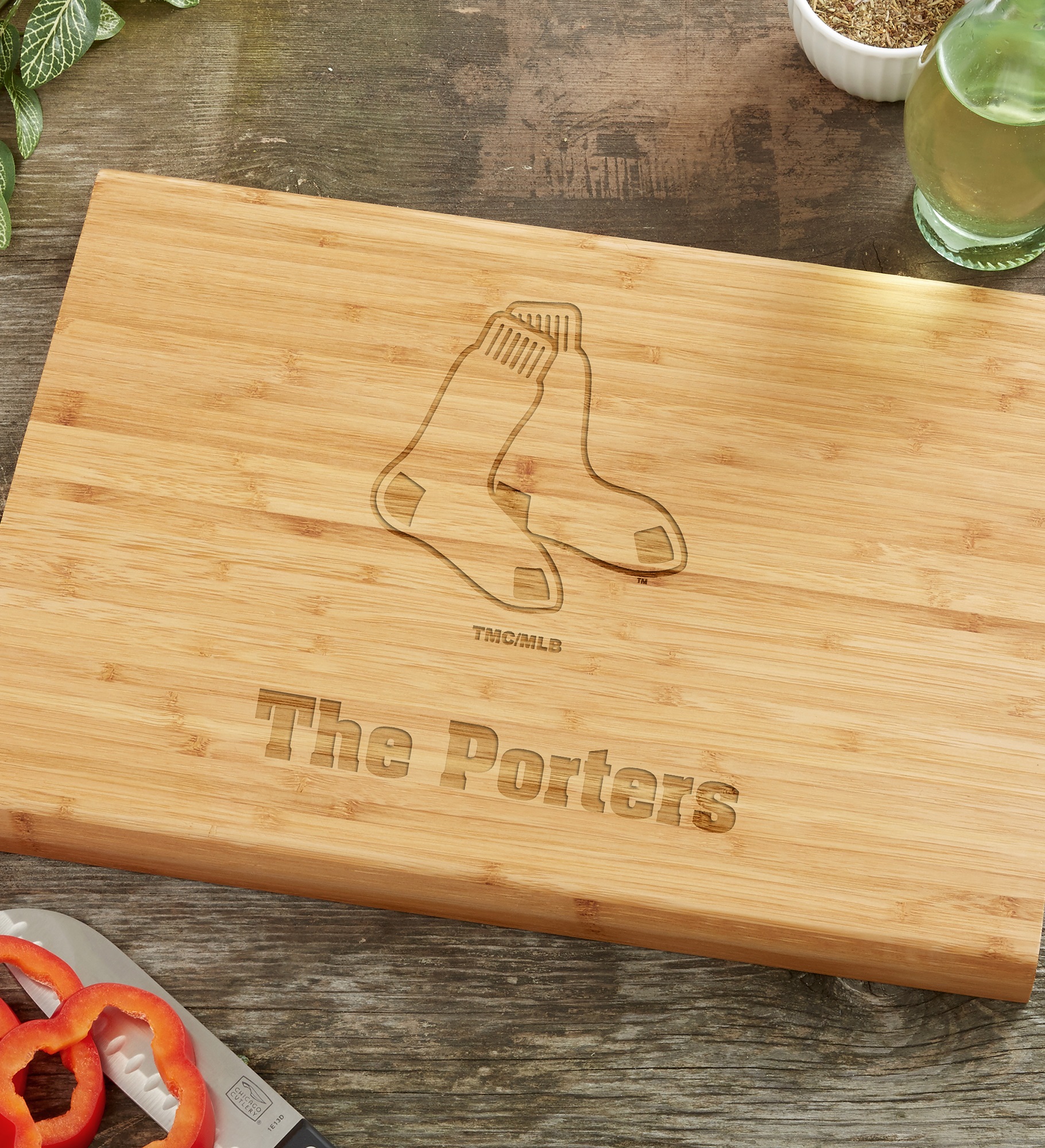 MLB Boston Red Sox Personalized Bamboo Cutting Board