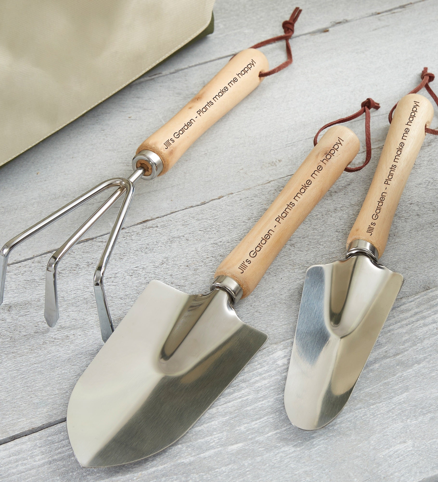 Write Your Own Engraved Garden Tools and Tote