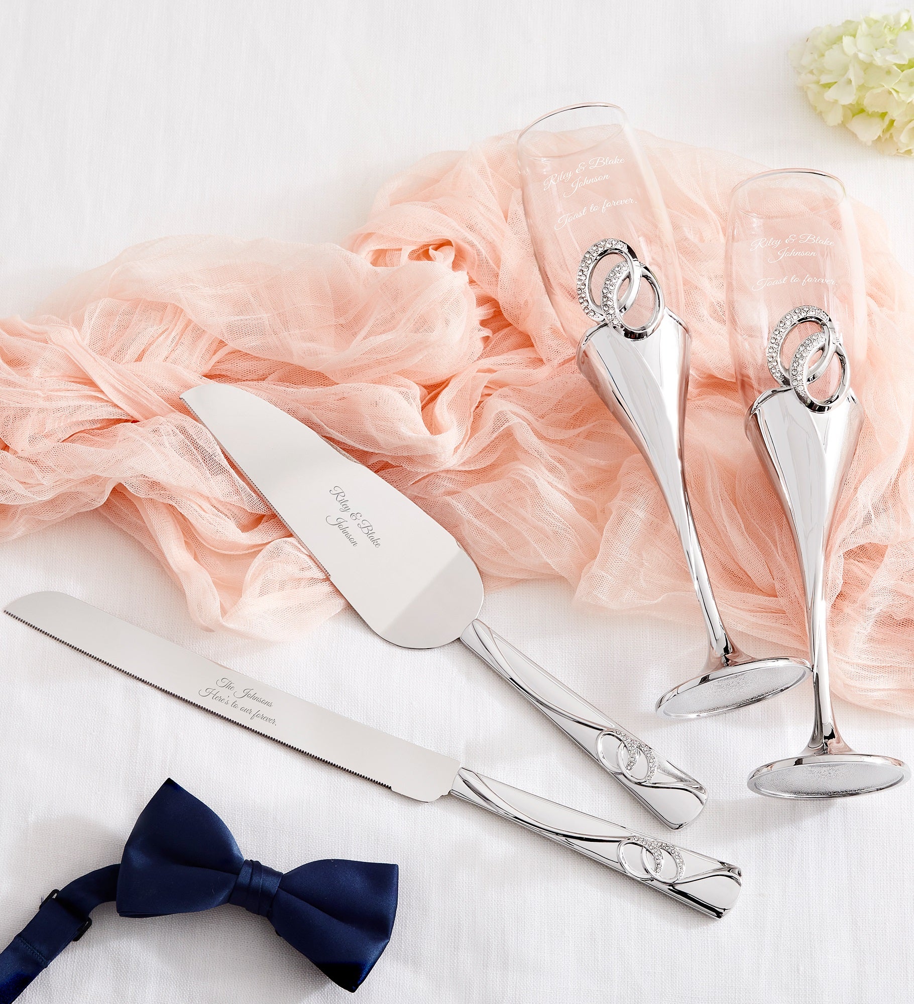 Engraved Double Rings Wedding Flute Set