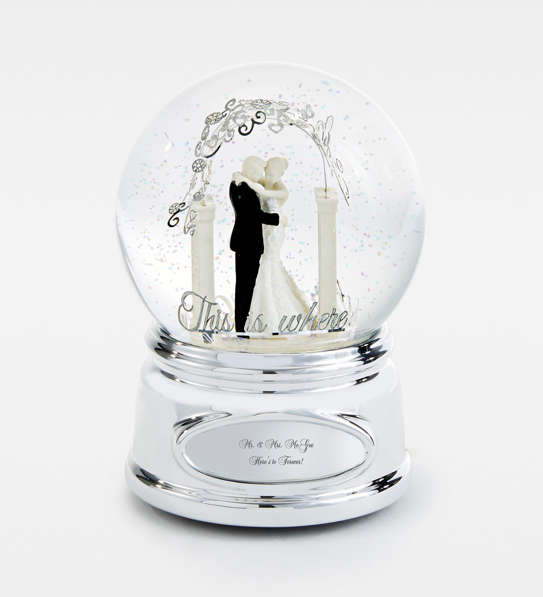  Engraved Wedding Couple Snow Globe